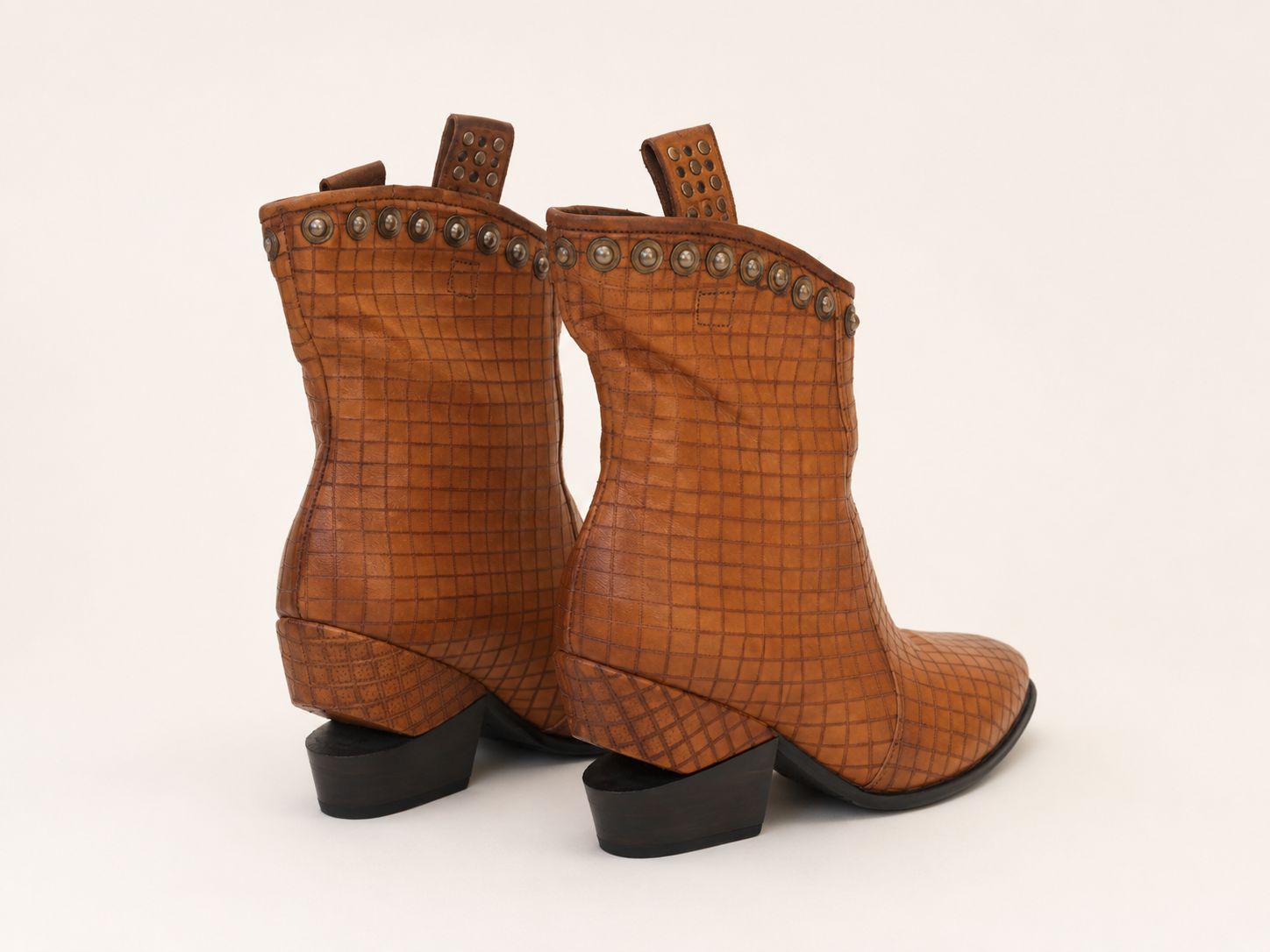 Cognac Grid Boot