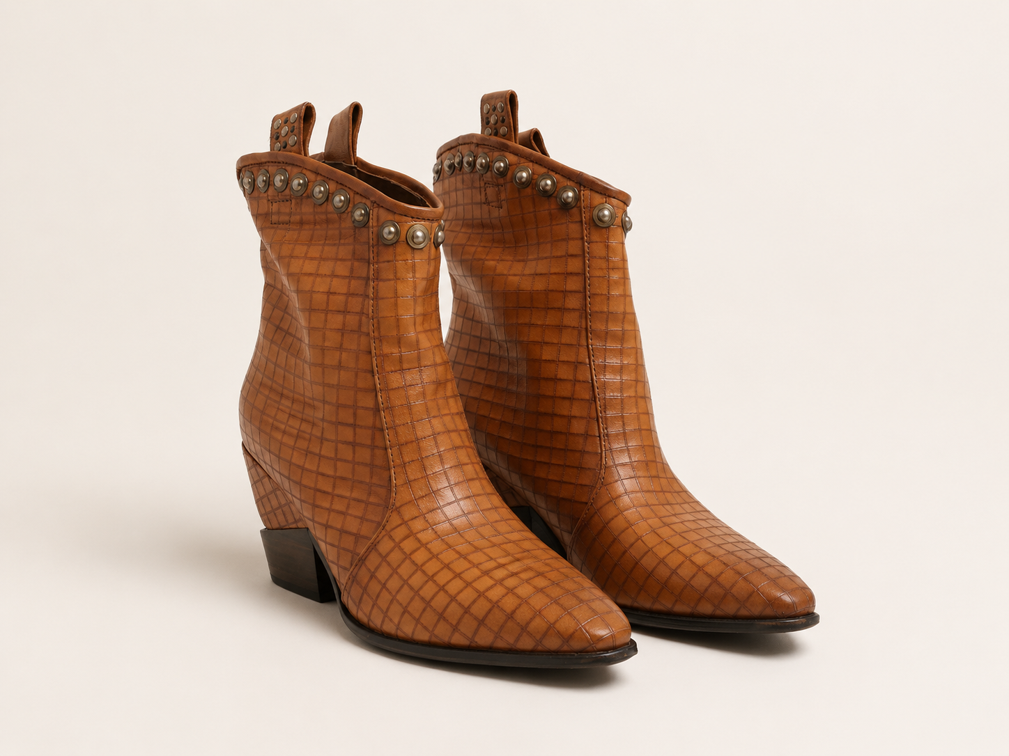 Cognac Grid Boot