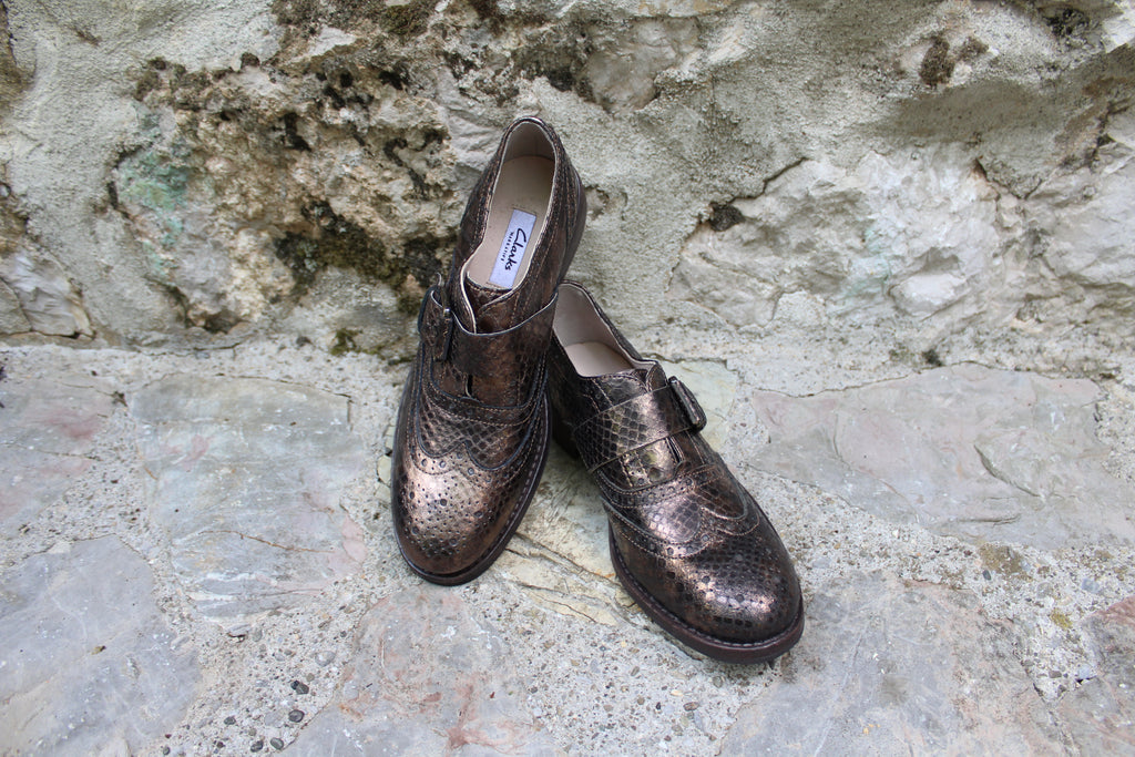 Mia Monk Clarks