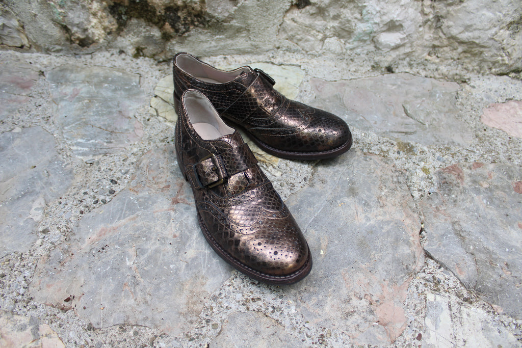 Mia Monk Clarks
